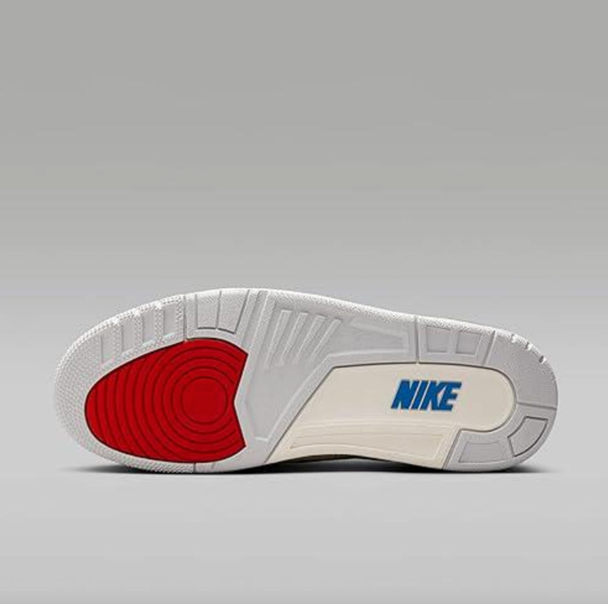 Air Jordan 3 Retro OG: Black/Chili Red Size 7 Sneakers SKU IB8968-004